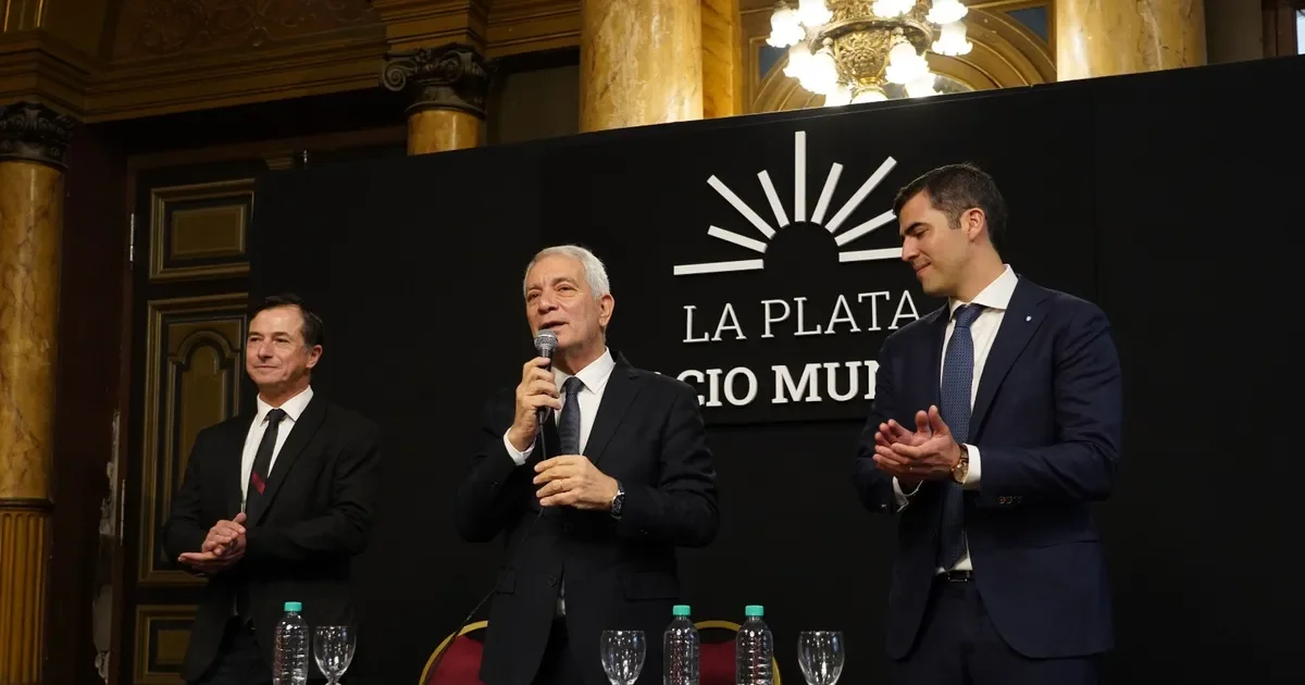 Alak refuerza su gabinete con Lipovetzky para afrontar desafíos en Ensenada hacia el futuro