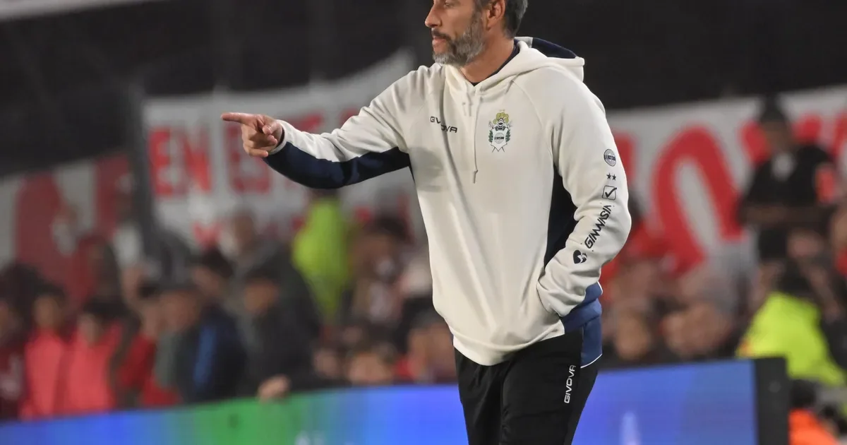 Ariel Pereyra destaca el compromiso de Gimnasia frente a River y analiza su futuro en el club