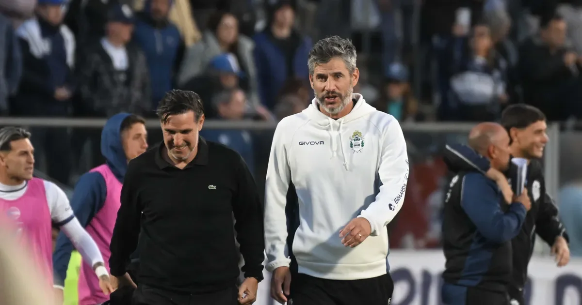 Ariel Pereyra destaca el desafío que representa Vélez para el equipo de Ensenada tras la salida de Barros Schelotto