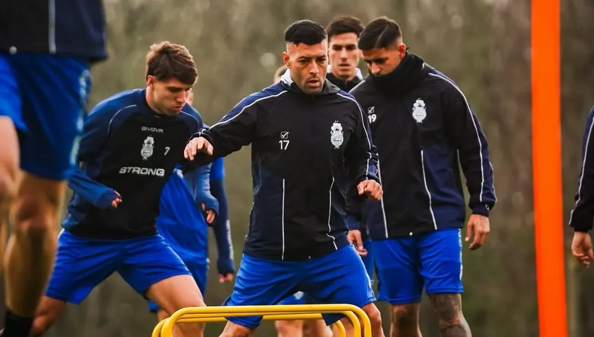 Ariel Pereyra recibe refuerzos en Gimnasia mientras se intensifican los entrenamientos en Estancia Chica.