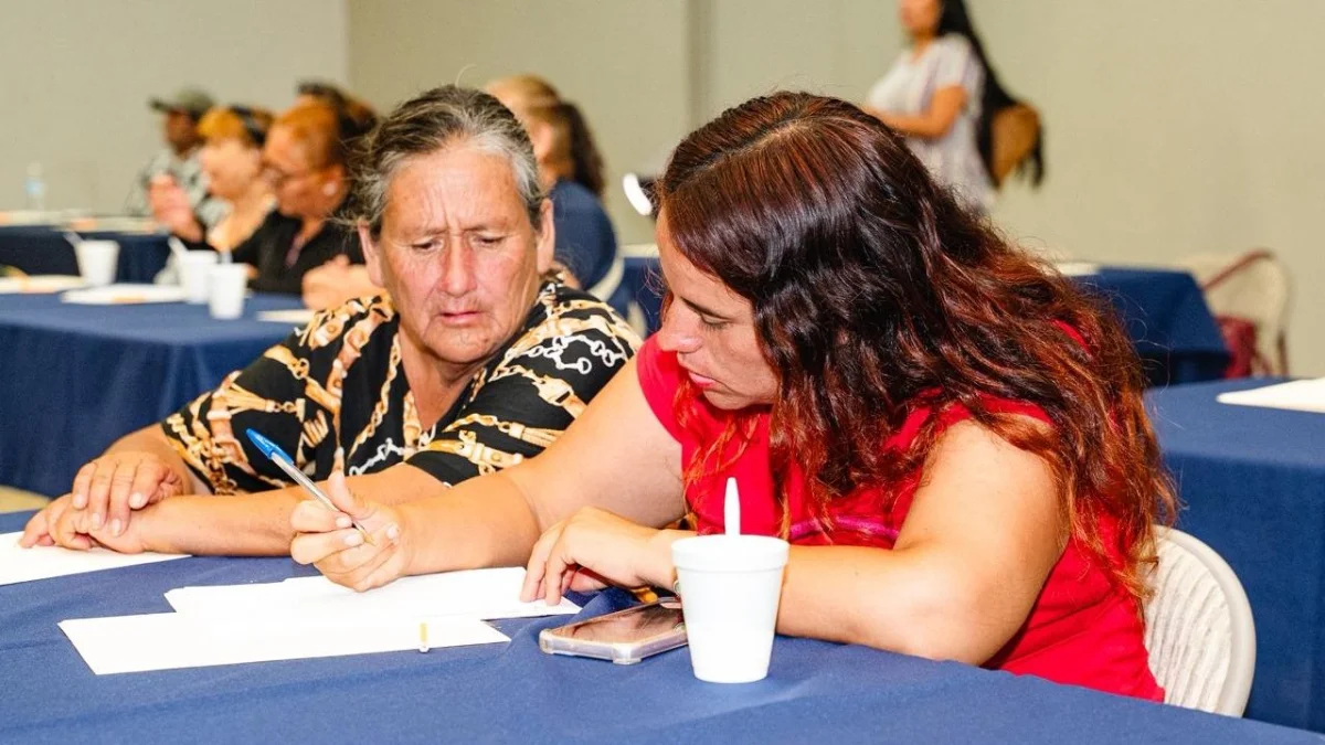 Artesanos de Ensenada acceden a nuevas oportunidades de capacitación este mes