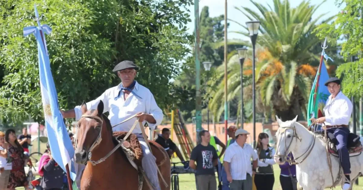 Arturo Seguí se viste de fiesta: desfile y feria de emprendedores en su 98° aniversario
