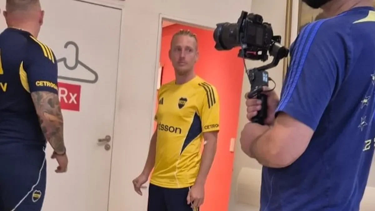 Ascacibar sorprende a sus seguidores con su nueva indumentaria de Boca