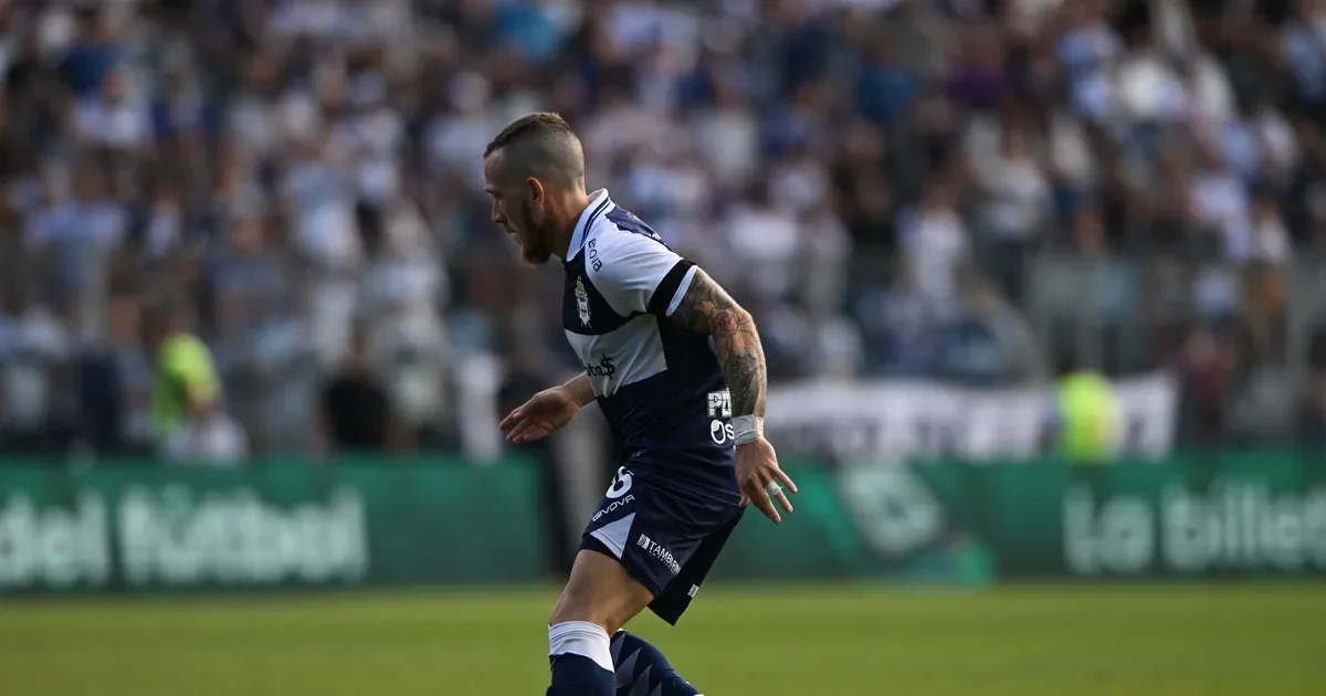 Augusto Max se queda en Gimnasia: un año más con Fernando Zaniratto al mando