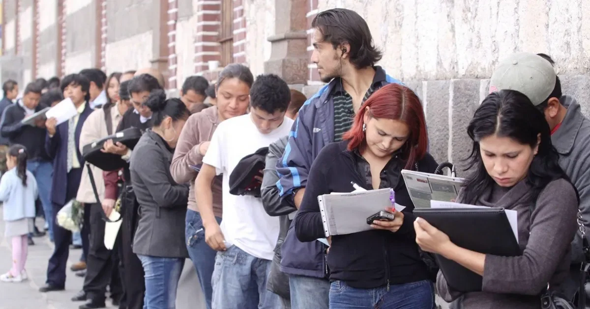 Aumento de la informalidad en La Plata a pesar de la creación de 400 mil empleos