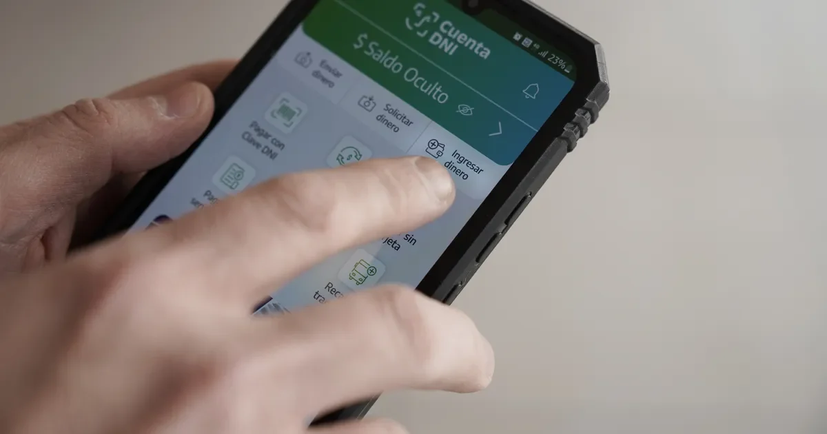 Banco Provincia responde a quejas de usuarios por débitos erróneos en La Plata