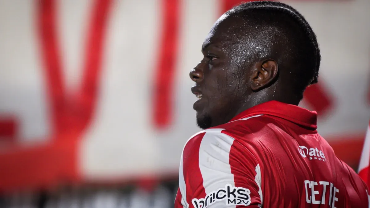 Boca Juniors podría sumar a Edwuin Cetré: impacto en el torneo local