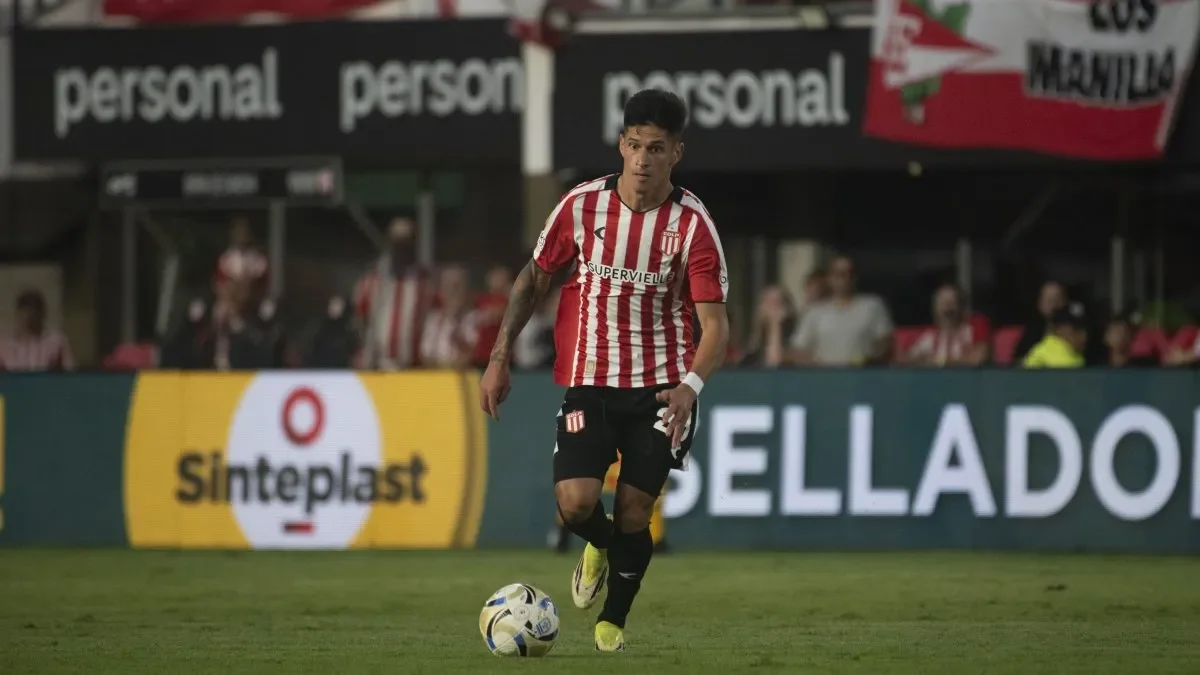 Brian Aguirre se perfila como el nuevo talento del fútbol en Estudiantes de La Plata