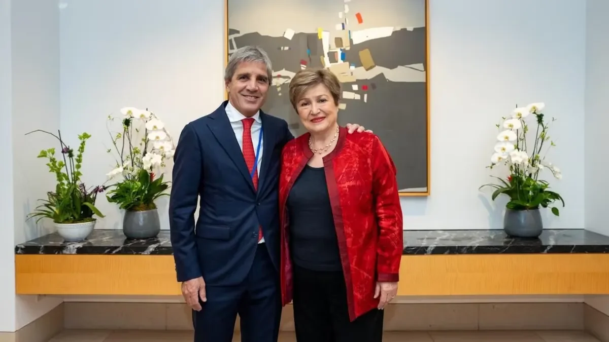 Caputo presenta los logros económicos argentinos en reunión clave con la directora del FMI