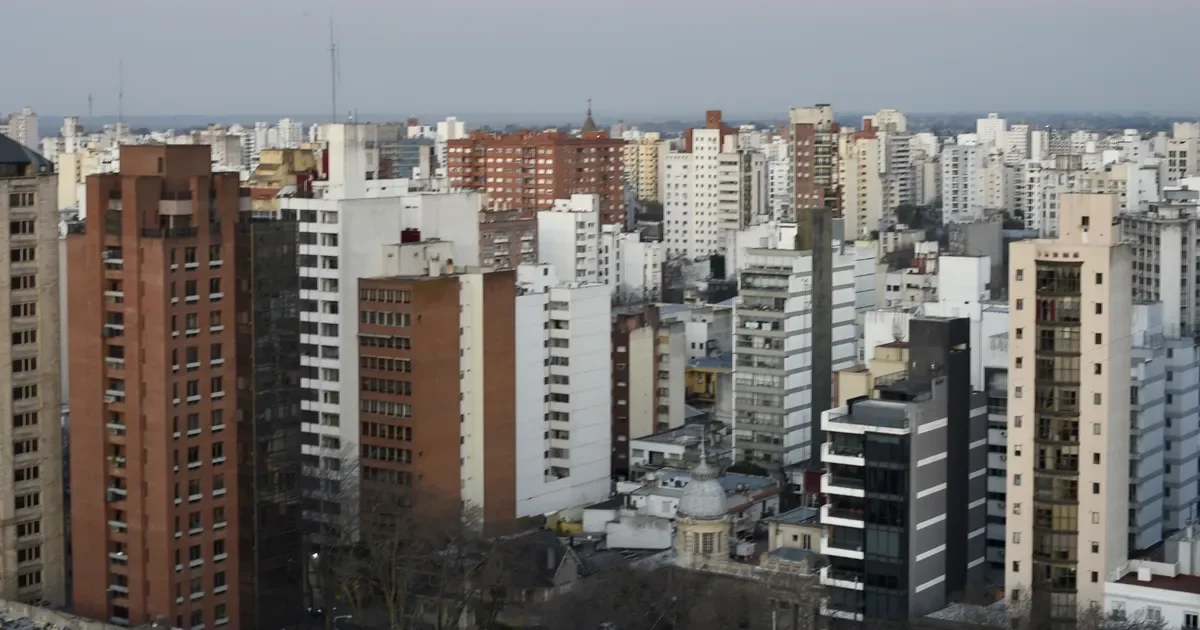 Casi el 20% de las familias en La Plata enfrentan deudas por expensas acumuladas