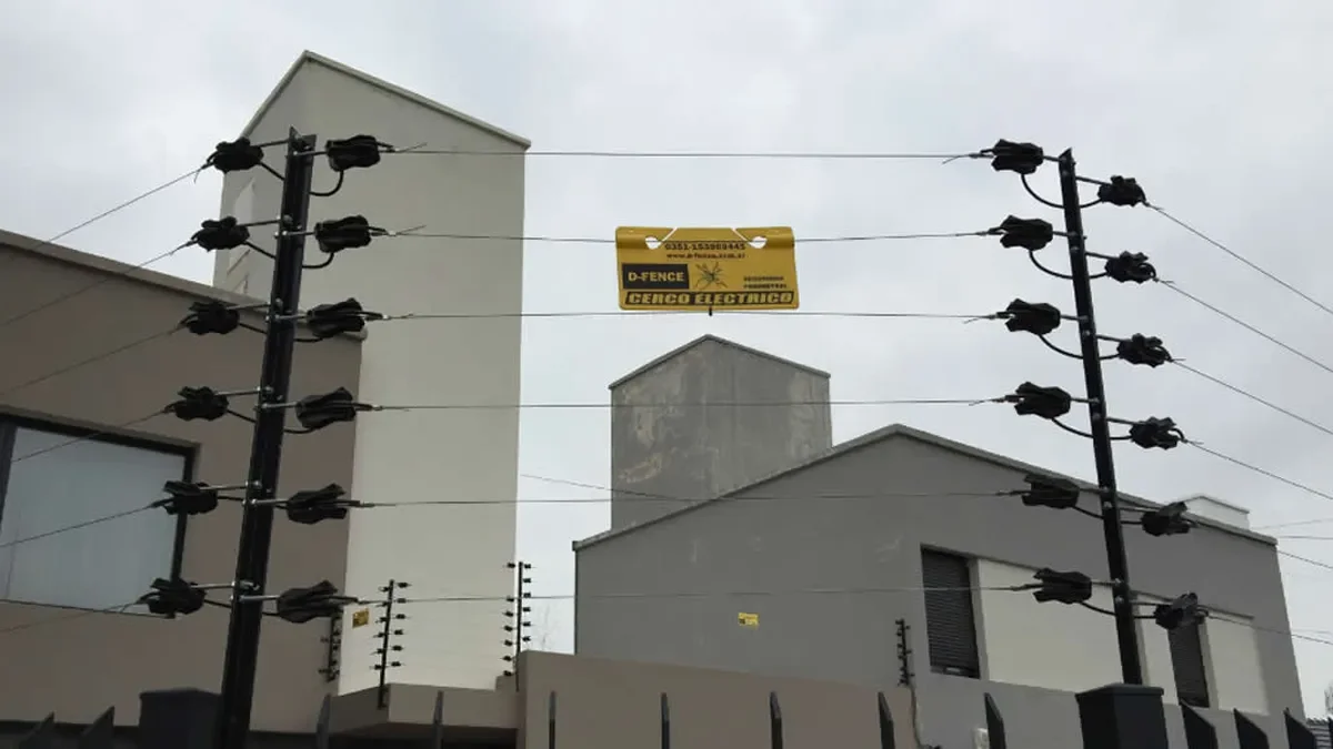 Cercos electrificados en La Plata generan temor entre vecinos por riesgos de accidentes