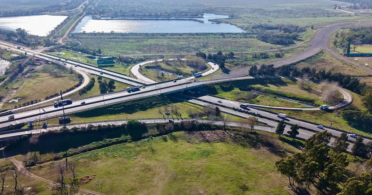 Cierre de bajada en la Autopista La Plata-Buenos Aires generará complicaciones para los viajeros desde el lunes