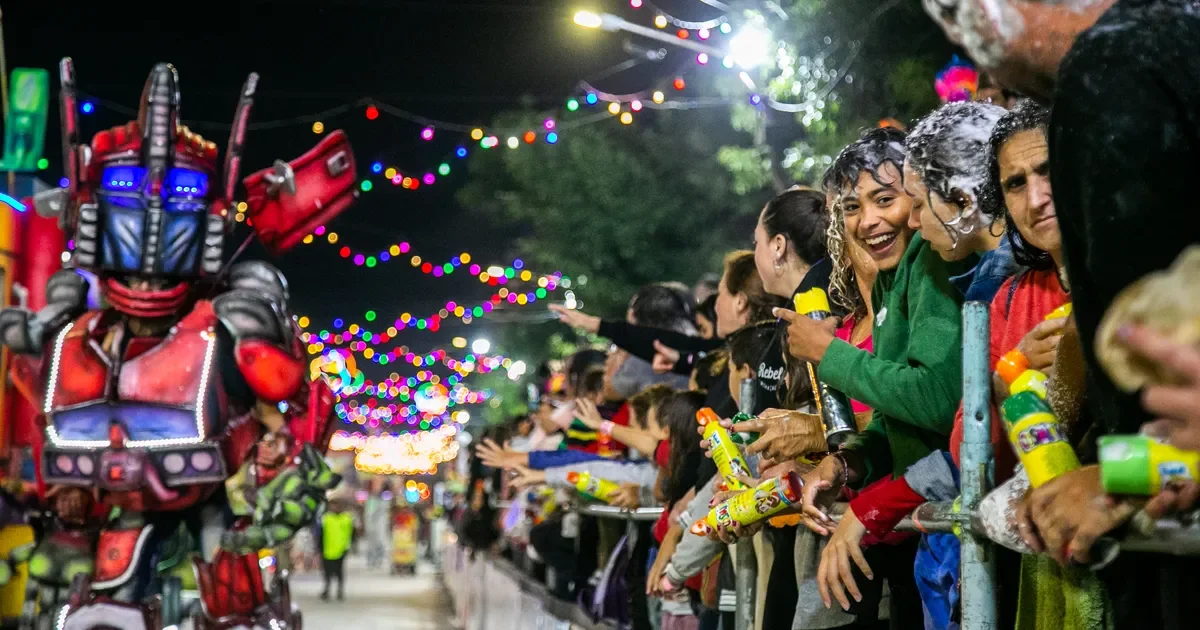 Cinco destinos de carnaval cerca de La Plata para disfrutar este mes festivo