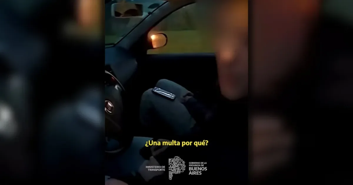 Conductor recorre un kilómetro por la banquina en la Autopista La Plata-Buenos Aires y su justificación sorprende a todos