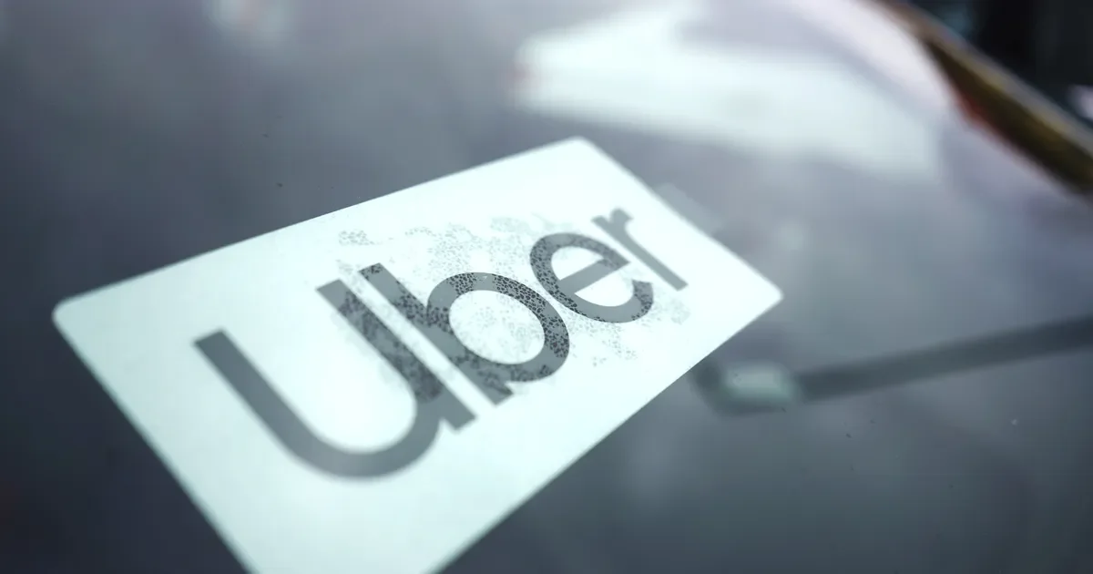 Conductores de Uber y Didi en La Plata exigen regulación y mejores condiciones laborales