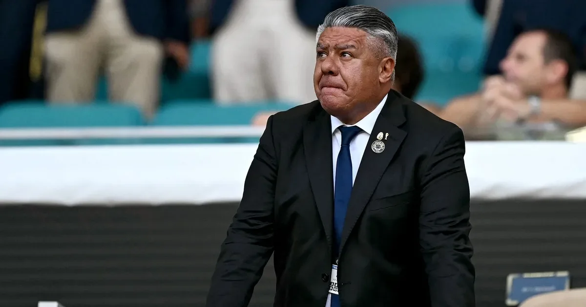 Denuncias de un ex jugador de Gimnasia sacuden al fútbol argentino y a Chiqui Tapia