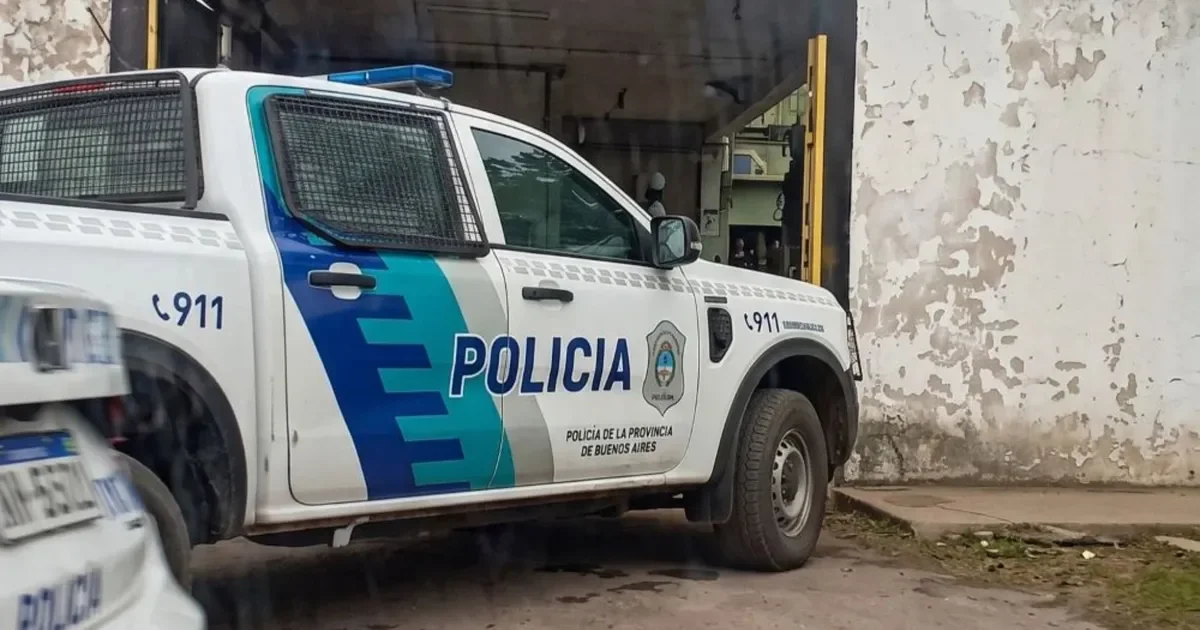 Desalojo en hotel de La Plata: pareja alcoholizada genera preocupación entre los vecinos
