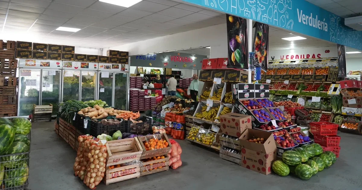 Descuentos en el Mercado Bonaerense de La Plata benefician a jubilados y compradores con Cuenta DNI