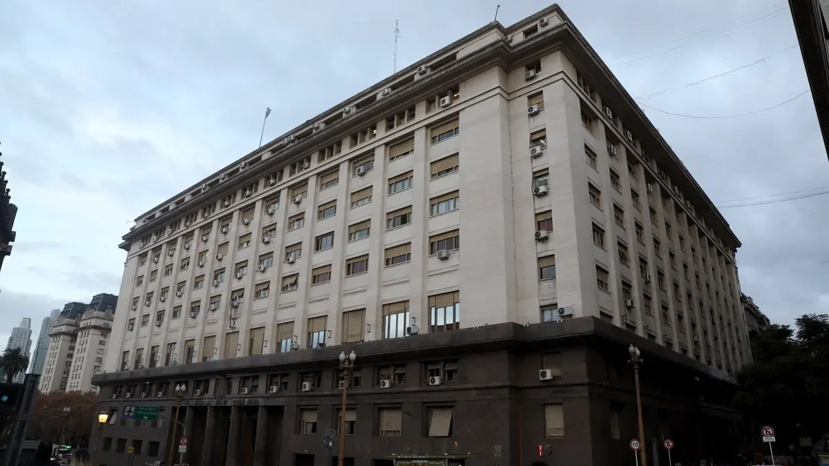 Desigualdad económica en La Plata: sectores avanzan mientras otros estancados