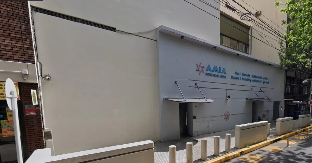 Detenido en La Plata por vandalismo en el frente de la AMIA: impacto en la comunidad