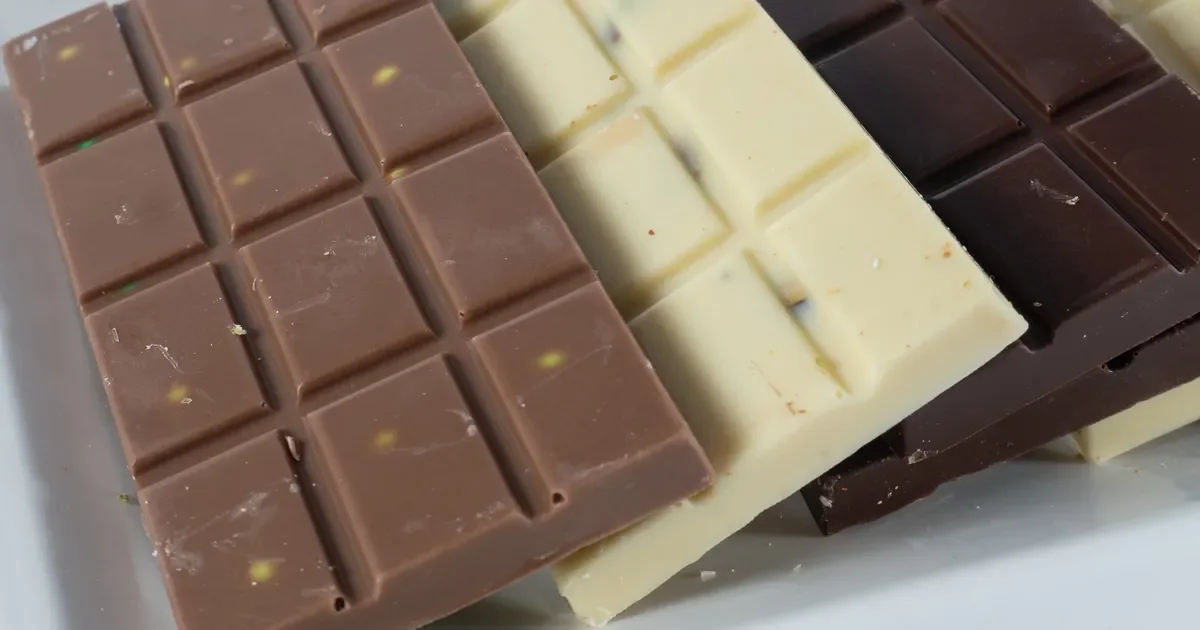 Detenido un hombre tras intentar robar 60 chocolates en un hipermercado de La Plata