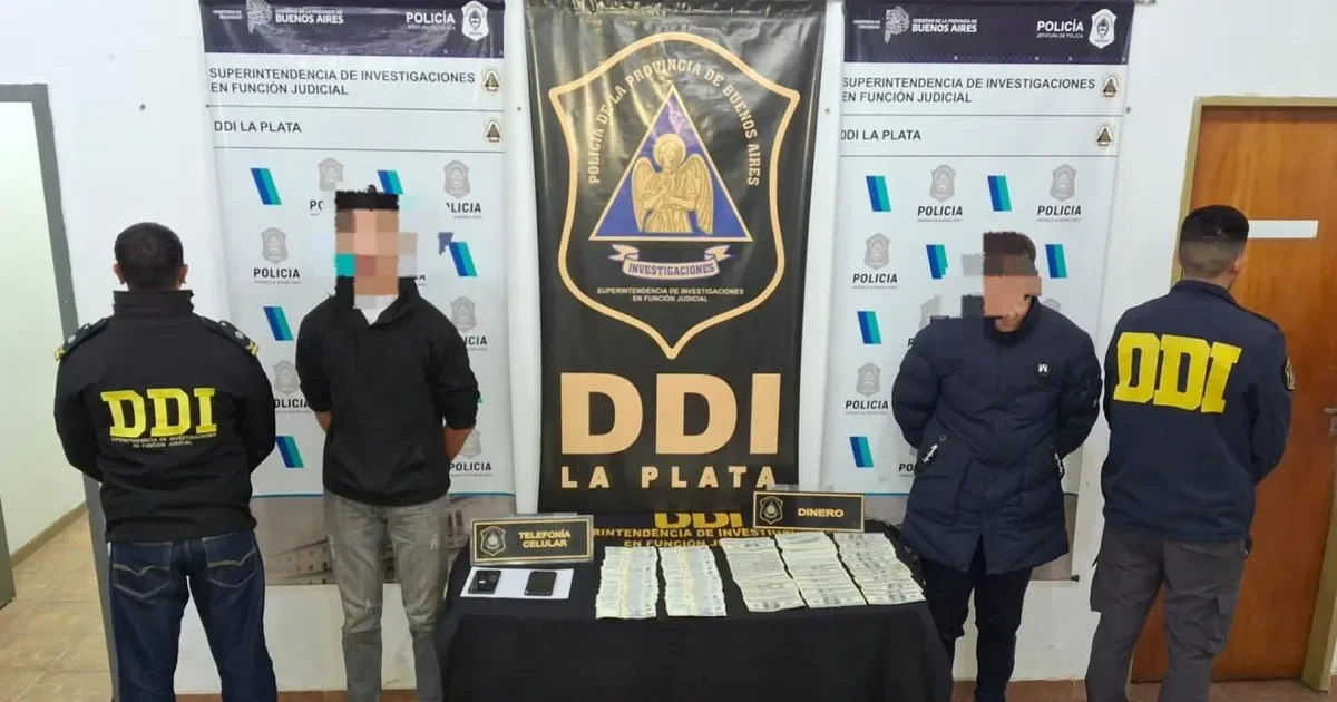 Detienen a dos empleados de una vidriería en La Plata tras robarle US$45.000 al dueño