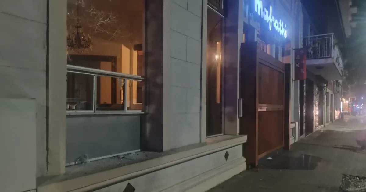 Detuvieron a un ladrón tras intento de robo a heladería en el centro platense