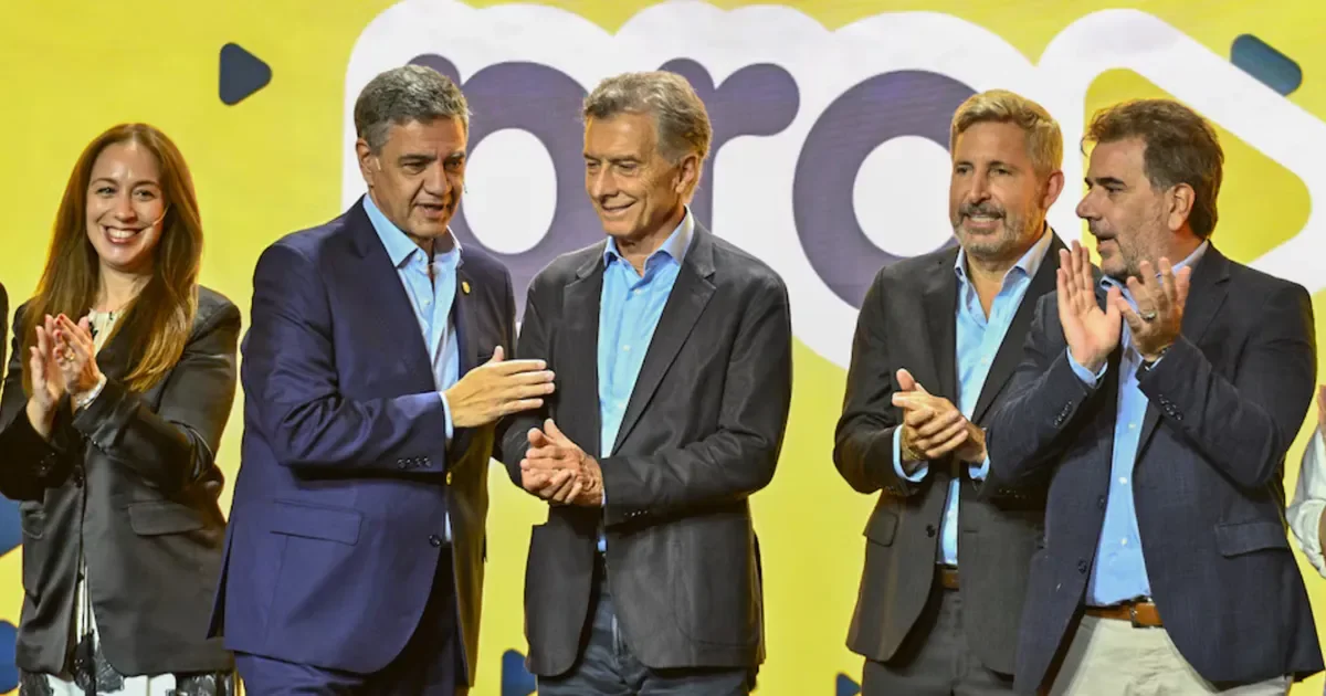 Dirigentes de La Plata impulsan el relanzamiento del PRO en un contexto político clave