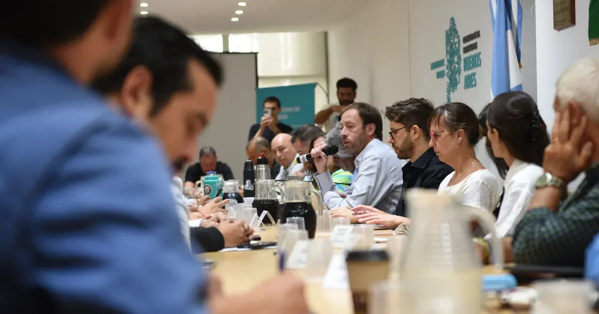 Docentes de La Plata exigen a la Provincia la reapertura de paritarias por mejoras salariales