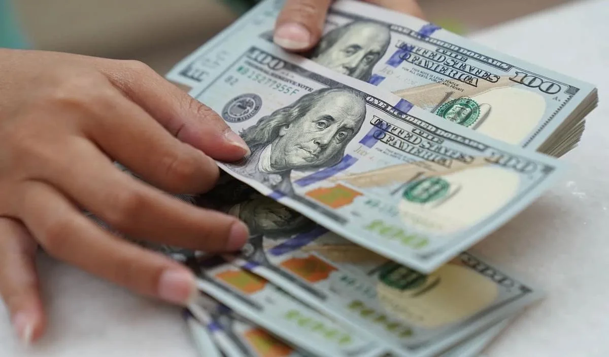 Dólar hoy, dólar blue hoy: a cuánto cerró este lunes 17 de agosto - Cadena 3 Argentina