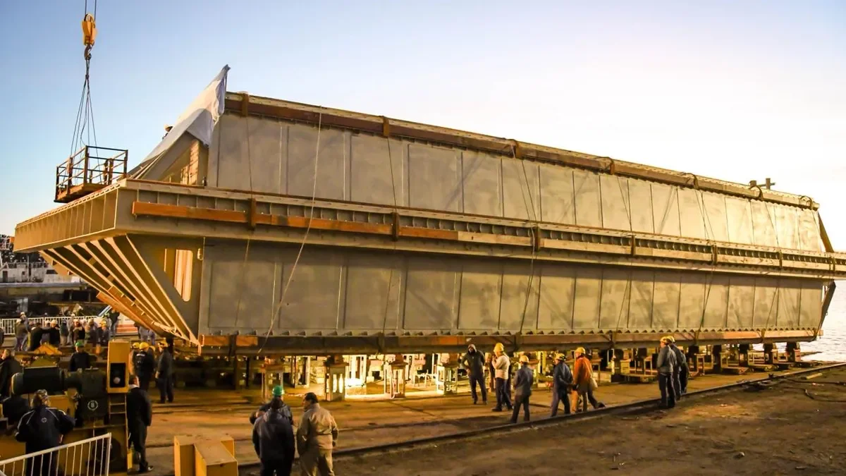 El Astillero Río Santiago refuerza la infraestructura naval con nueva compuerta para Puerto Belgrano