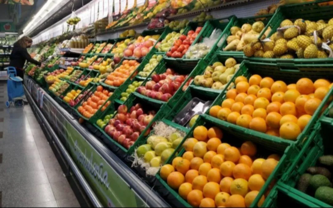 El aumento del 3,6% en la canasta alimentaria afecta el bolsillo de los platenses
