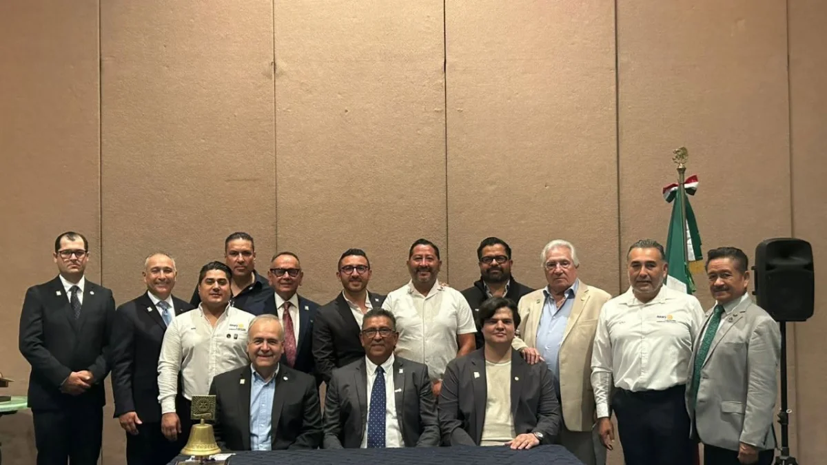El Club Rotario de Ensenada elige nuevo presidente en asamblea histórica