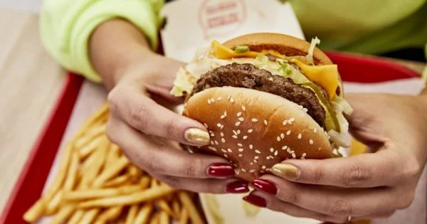 El costo de vida en La Plata y Ensenada se dispara: Argentina, segundo país más caro del mundo