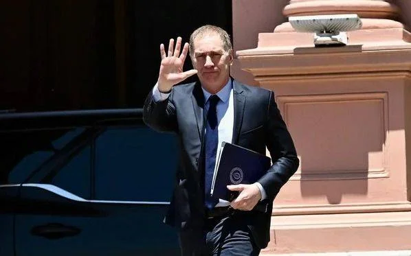 El futuro laboral en juego: el Gobierno avanza en reformas mientras Milei está de viaje