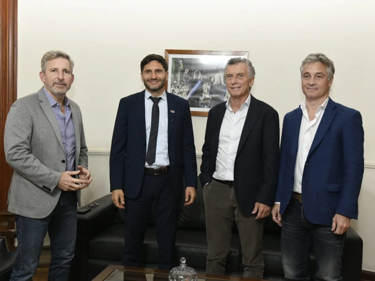 El futuro político de Patricia Bullrich en juego tras el giro de Macri en Ensenada.