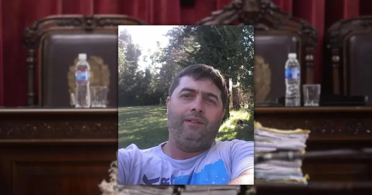 El juicio por el asesinato del docente en La Plata revela el arma del crimen ante el jurado