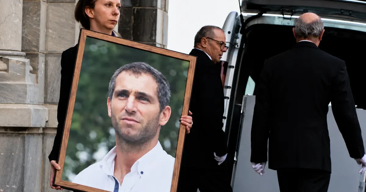 El juicio por el crimen de Federico Aramburú conmueve a La Plata y despierta el dolor de su familia