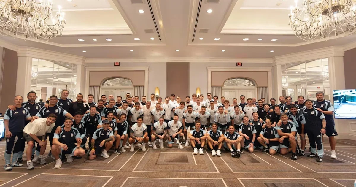 El mensaje de apoyo del plantel a Messi genera expectativa en la previa a la final