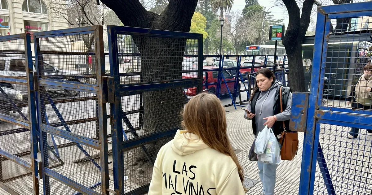 El operativo por la final del Mundial provoca cortes de tránsito en el centro platense