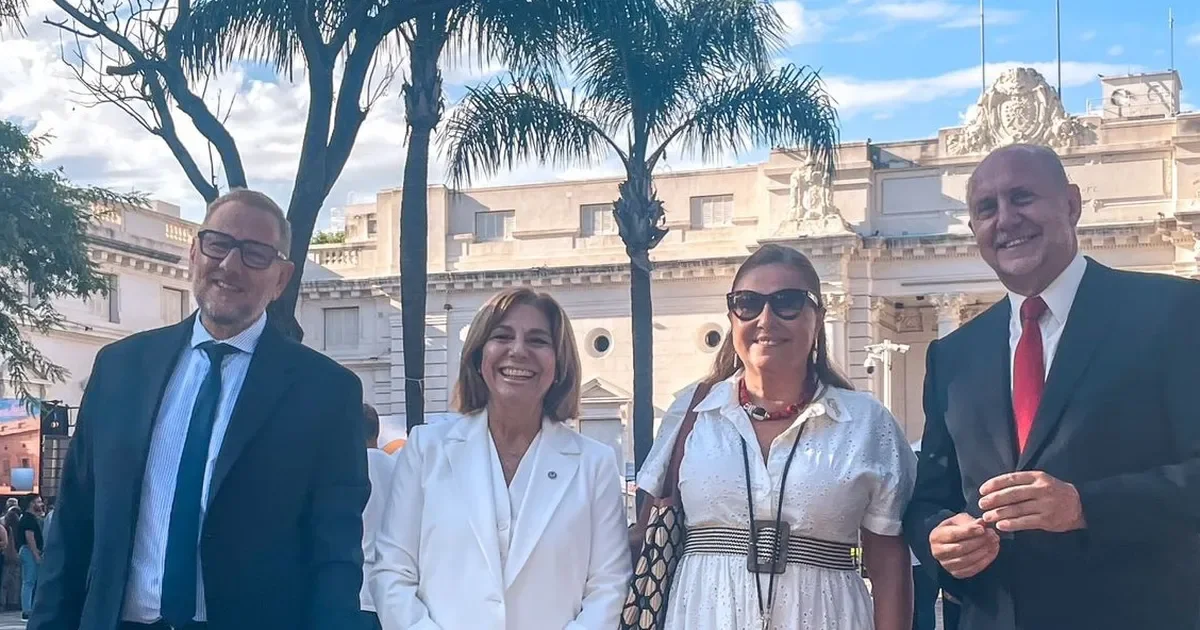 El peronismo de La Plata critica fuertemente la política salarial de Pullaro