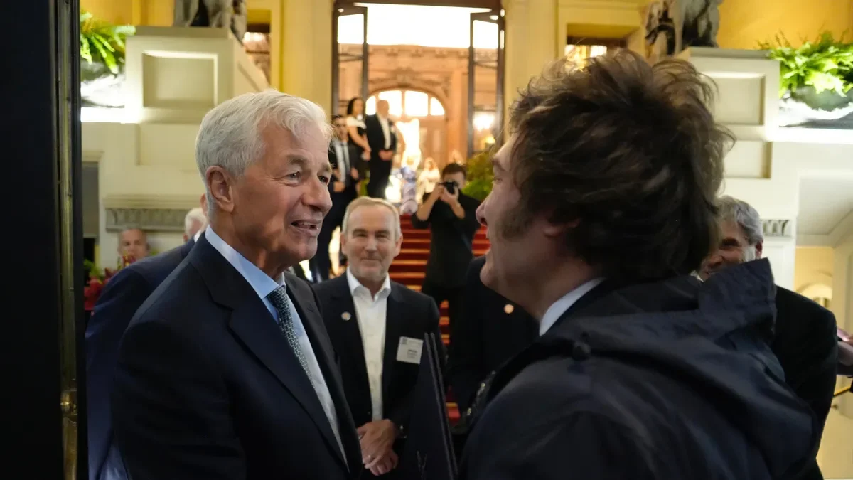 El riesgo país se dispara a 480 puntos mientras el Gobierno busca financiamiento en "Argentina Week