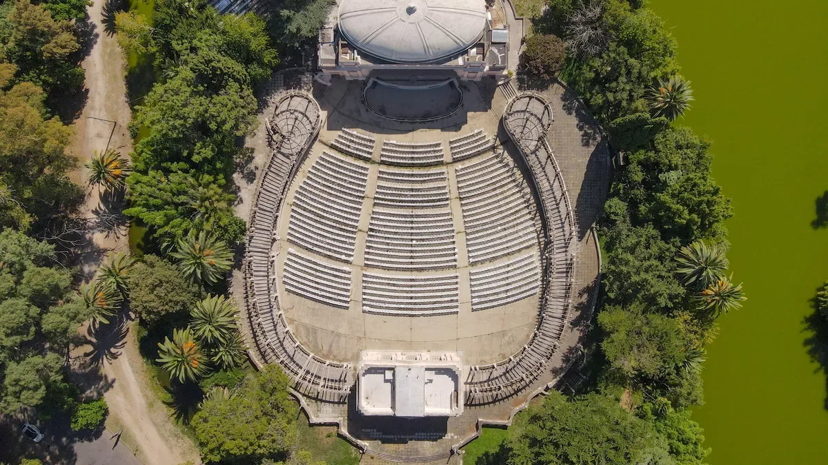 El Teatro del Lago en La Plata avanza hacia su renovación tras la adjudicación de obras