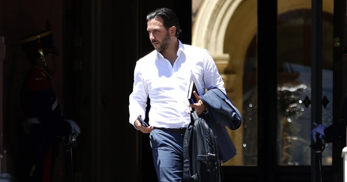 El vice de Adorni visita La Plata para promover el uso de vapeadores entre jóvenes