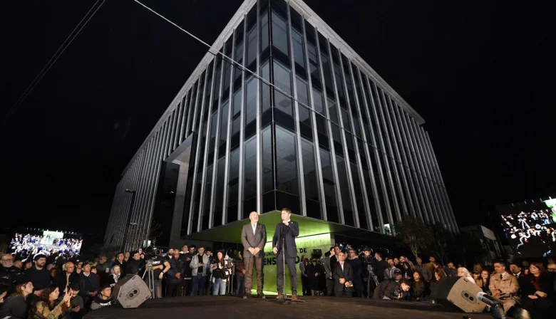 Ensenada celebra la inauguración del moderno Palacio Municipal con nuevas oficinas y servicios para los vecinos