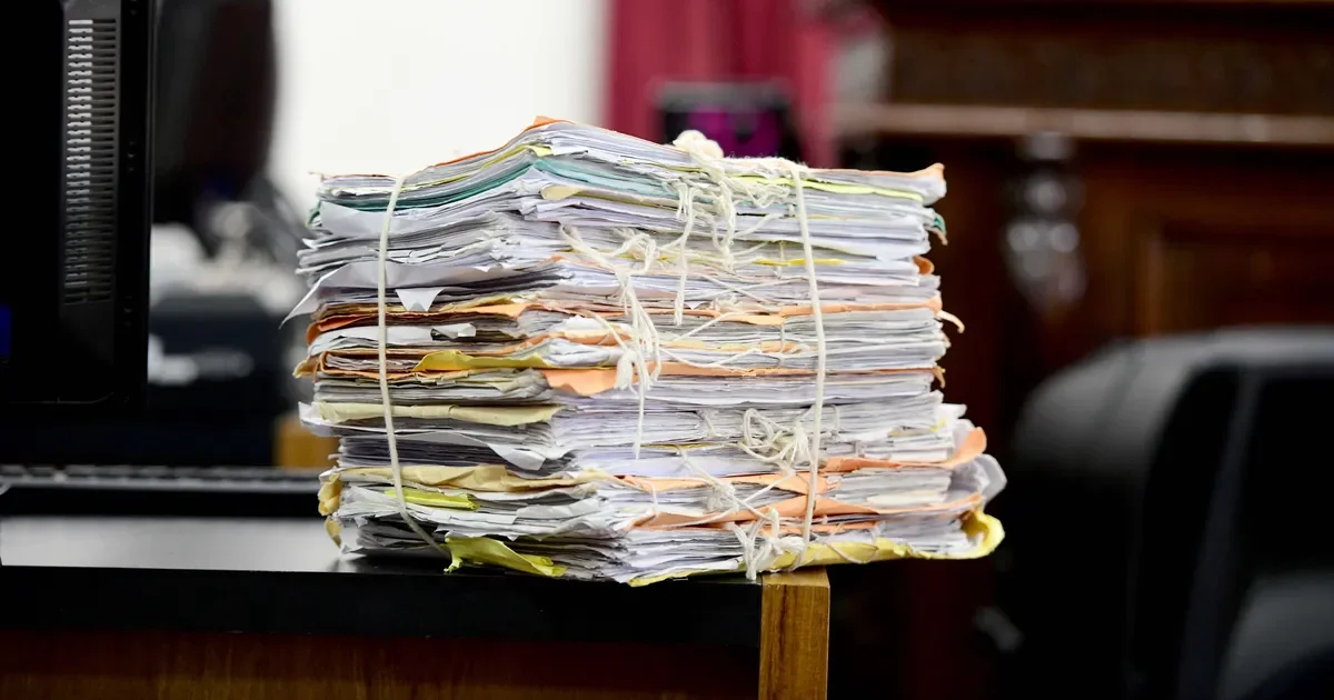 Escándalo judicial en Berisso: confusión por un falso allanamiento a un abogado