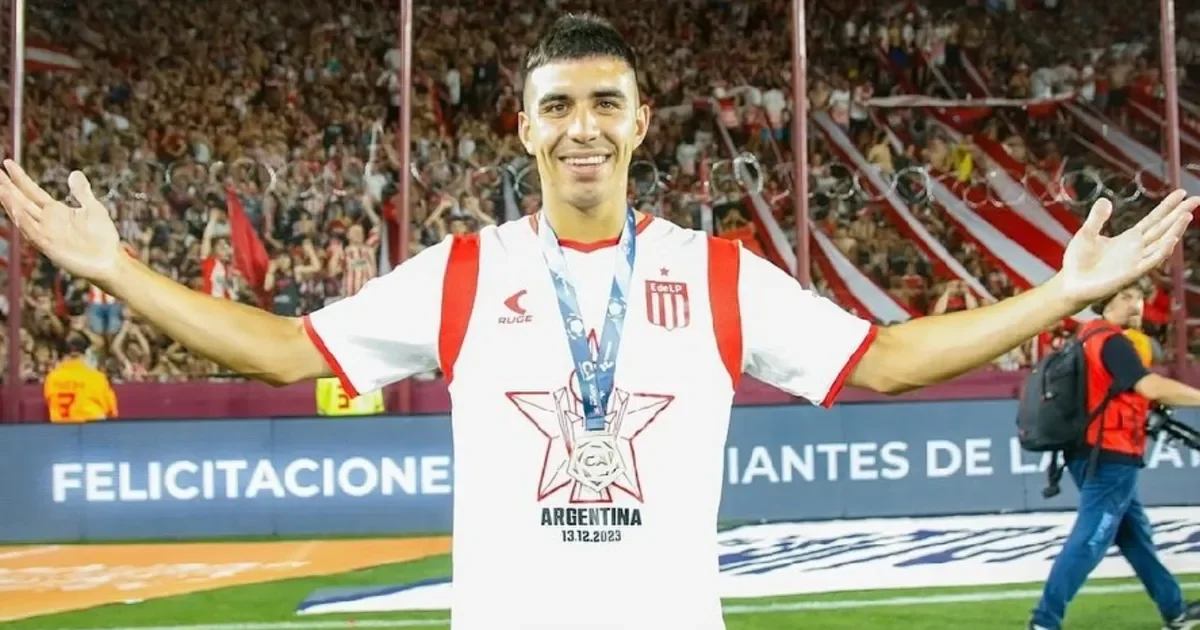 Estudiantes busca el regreso de Jorge Rodríguez: la decisión pendiente y sus implicancias.