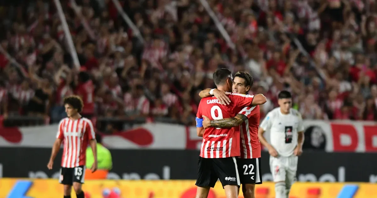 Estudiantes busca mantener el liderazgo ante Sarmiento en el Torneo Apertura hoy