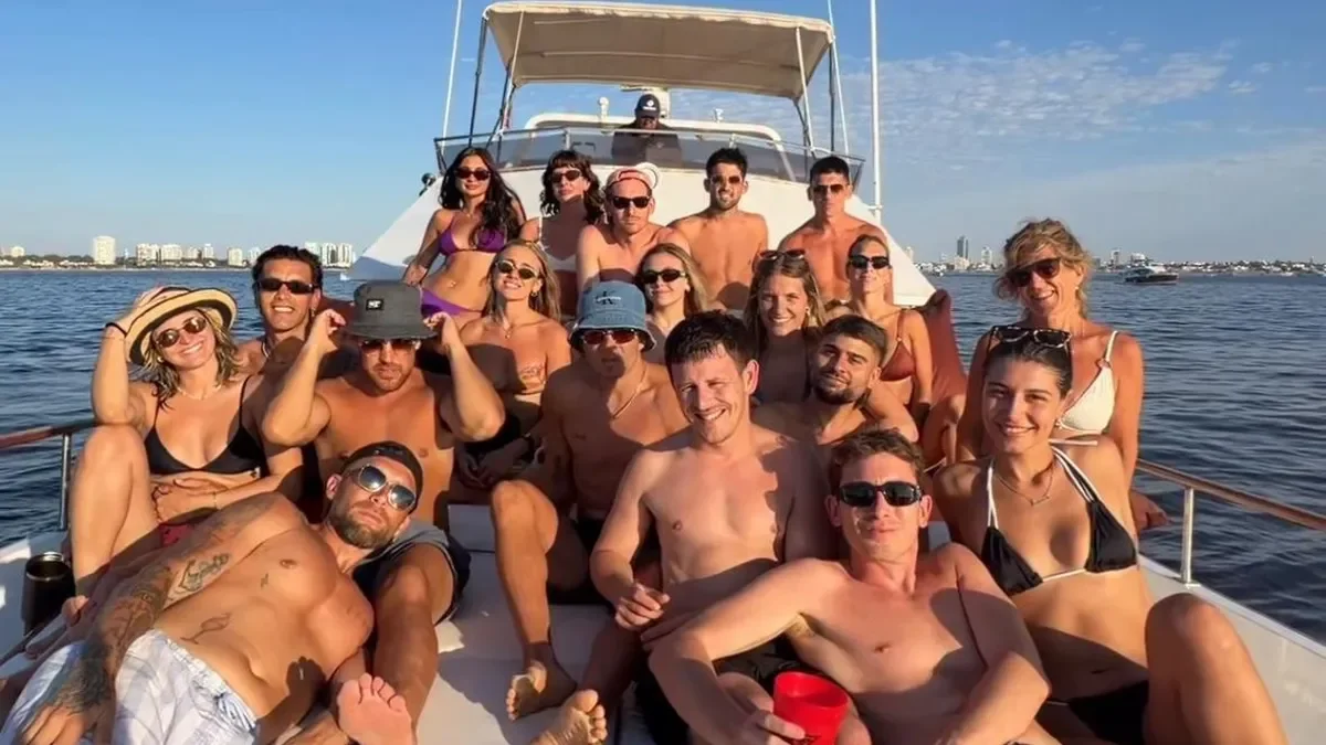 Estudiantes celebra: un jugador sorprende con una original propuesta de casamiento en La Plata