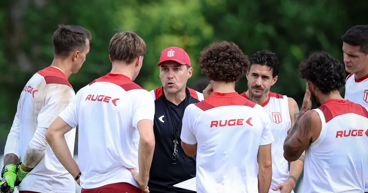 Estudiantes de La Plata ajusta su estrategia previa al crucial debut en la Libertadores